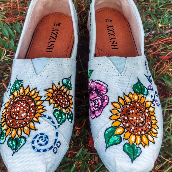 Shoes - Picture 7 of 15